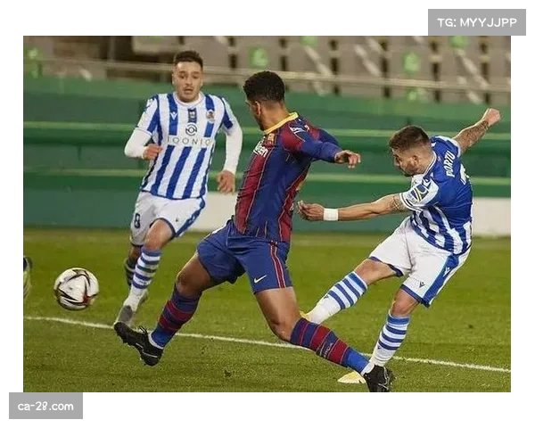 决赛三次领先变化显球队韧性 巴萨把握关键机会 决赛三次领先变化显球队韧性 巴萨把握关键机会